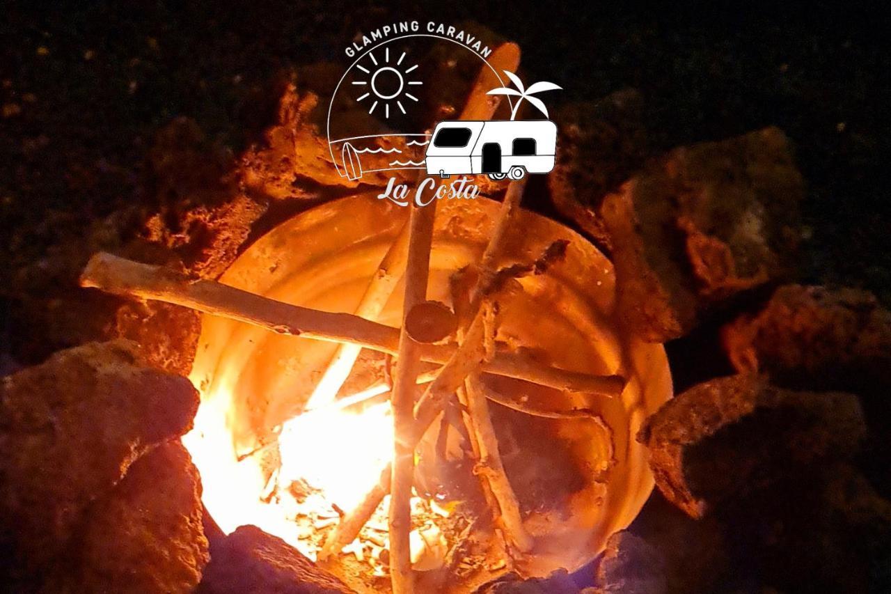 Glamping Caravan Lanzarote Тинахо Экстерьер фото