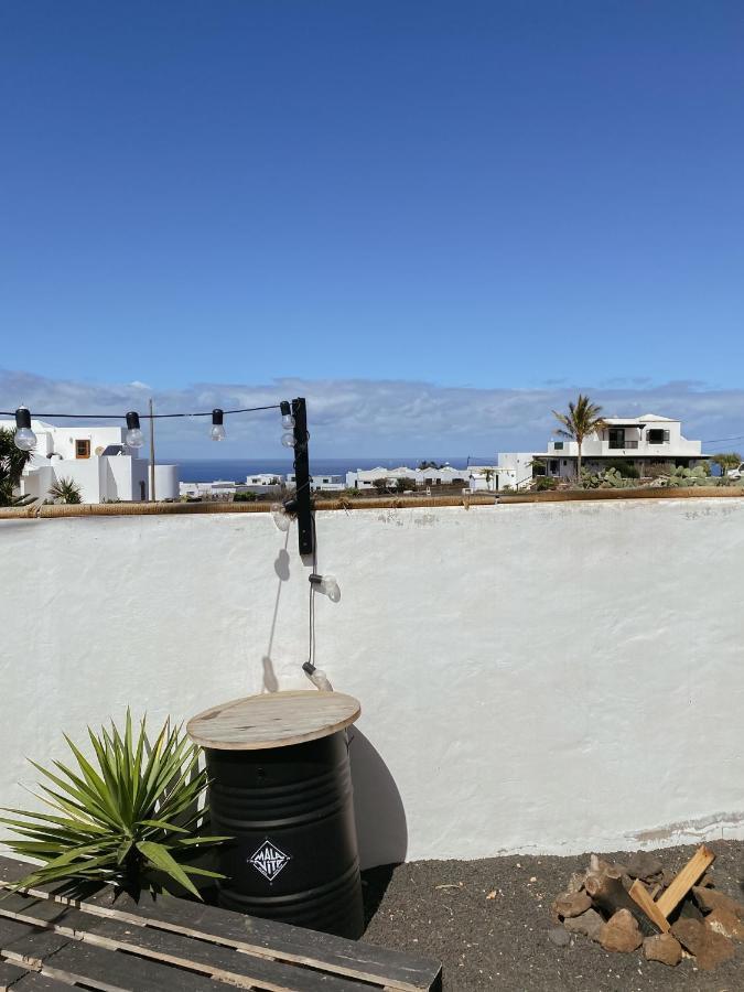 Glamping Caravan Lanzarote Тинахо Экстерьер фото