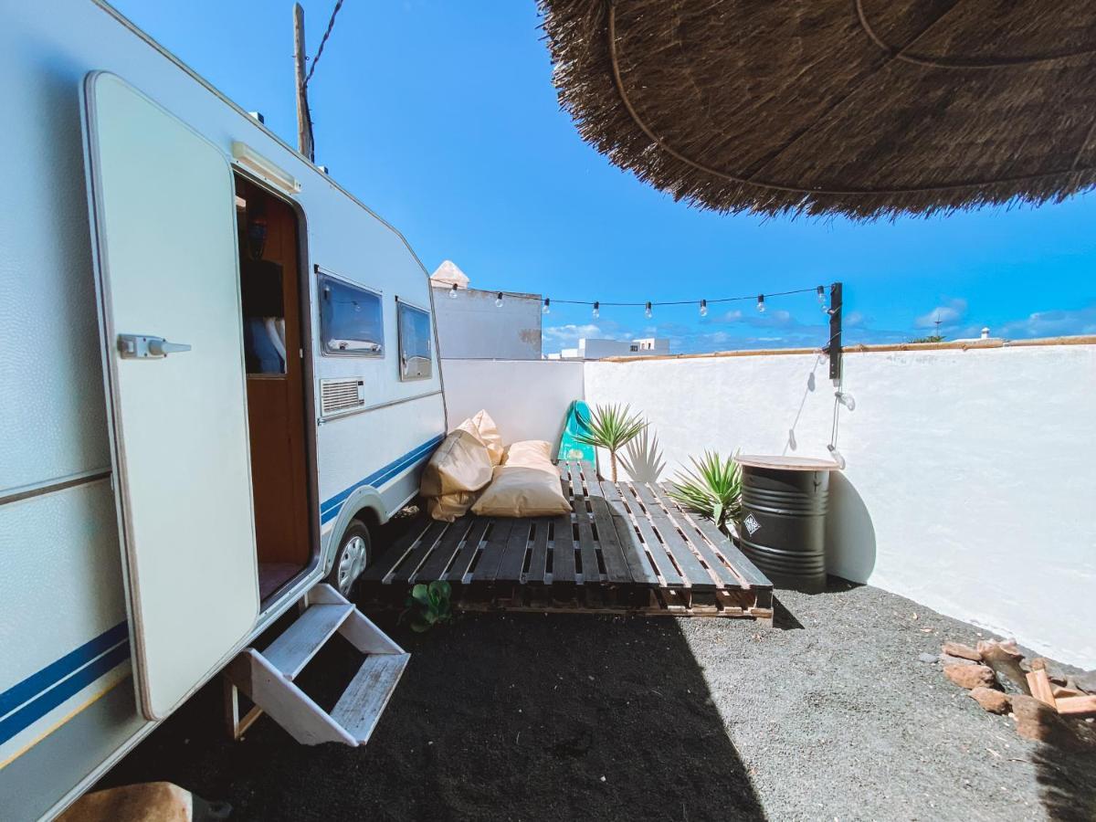Glamping Caravan Lanzarote Тинахо Экстерьер фото