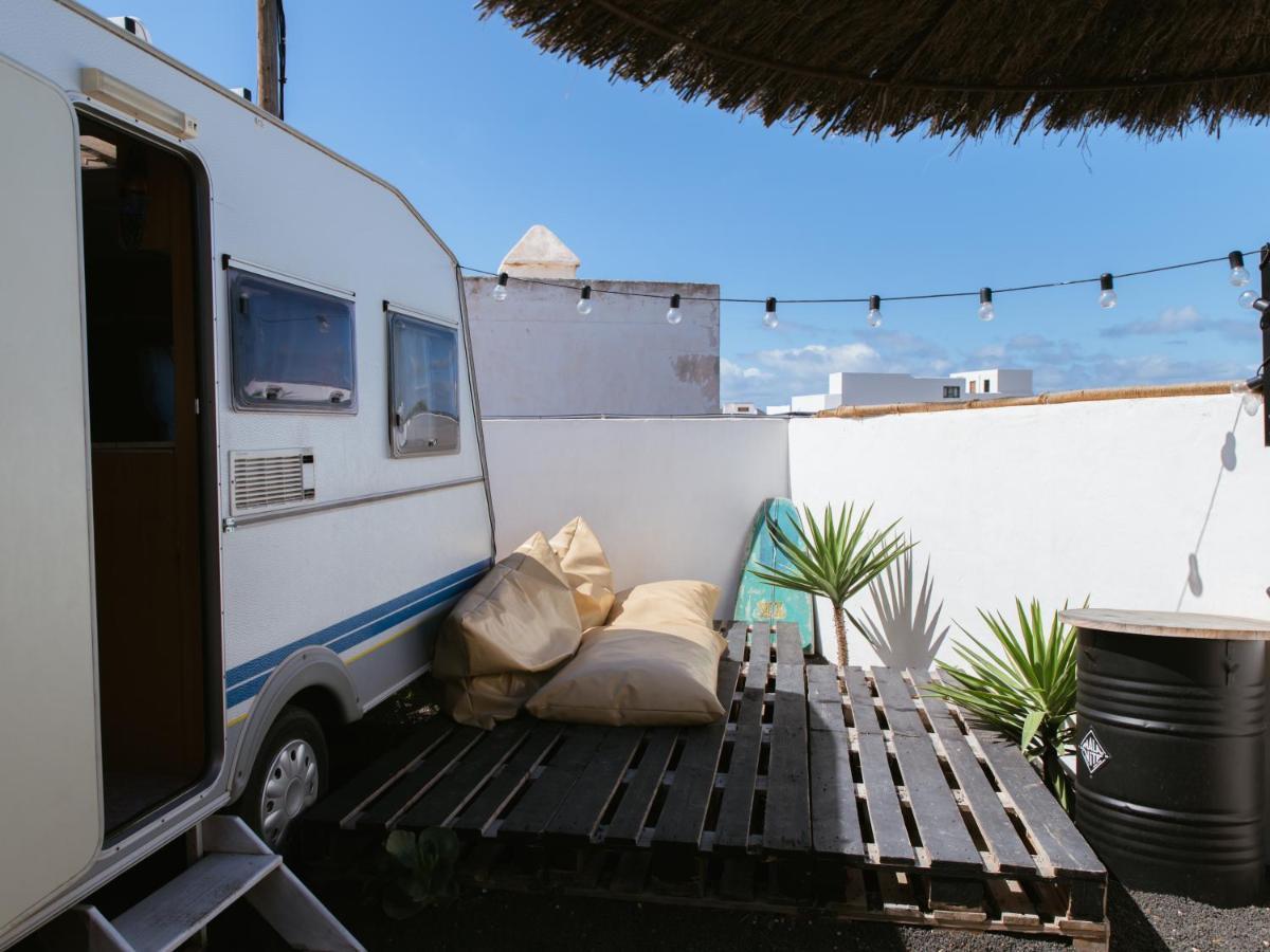Glamping Caravan Lanzarote Тинахо Экстерьер фото